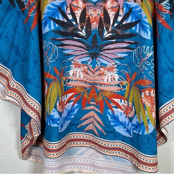 Jealous Tomato Tropical Top - Picture 7 of 9